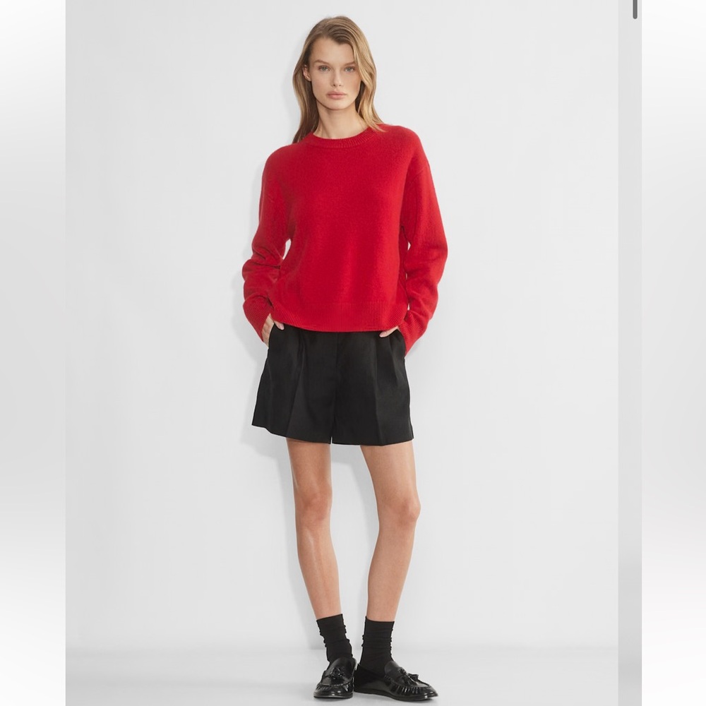 Aritzia Effortless linen midi short